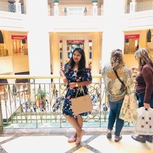 Meet your Posher, Monica